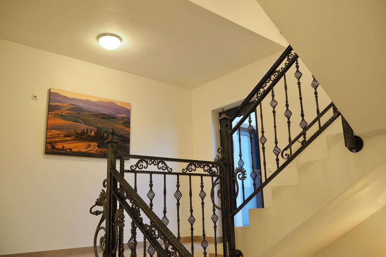 Mattone Aparthotel Lanzenkirchen エクステリア 写真