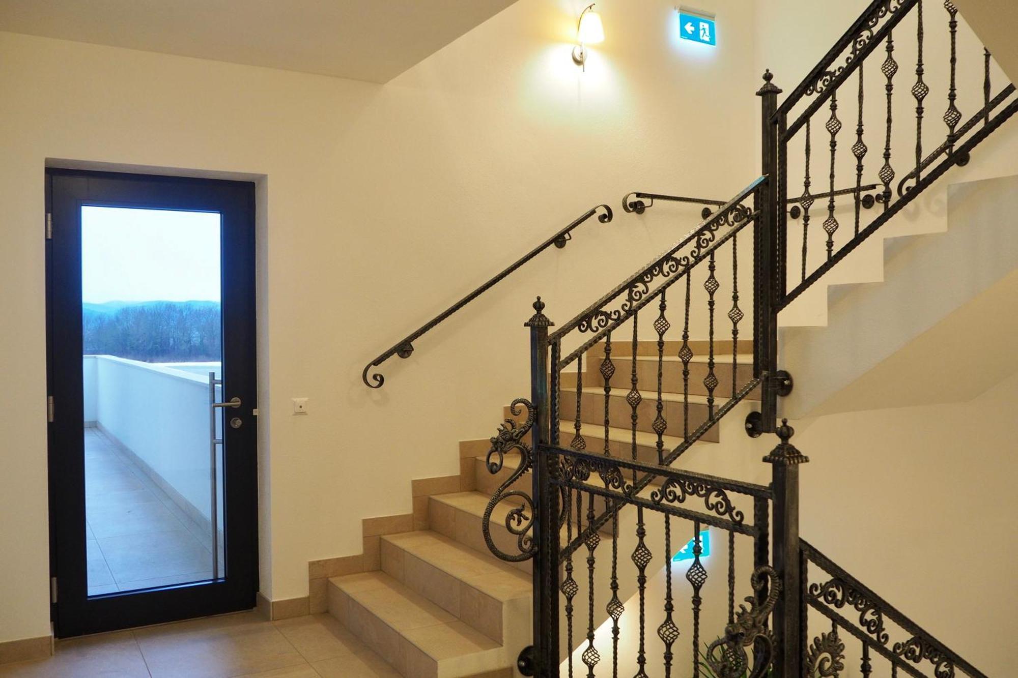 Mattone Aparthotel Lanzenkirchen エクステリア 写真